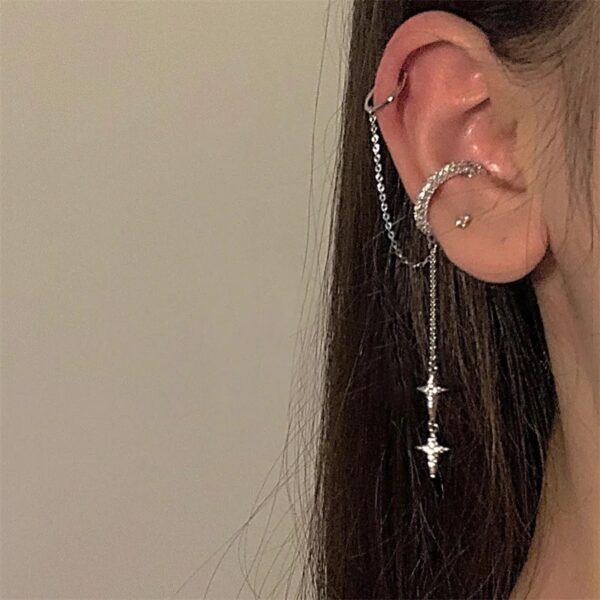 Sterling moon n star earcuff