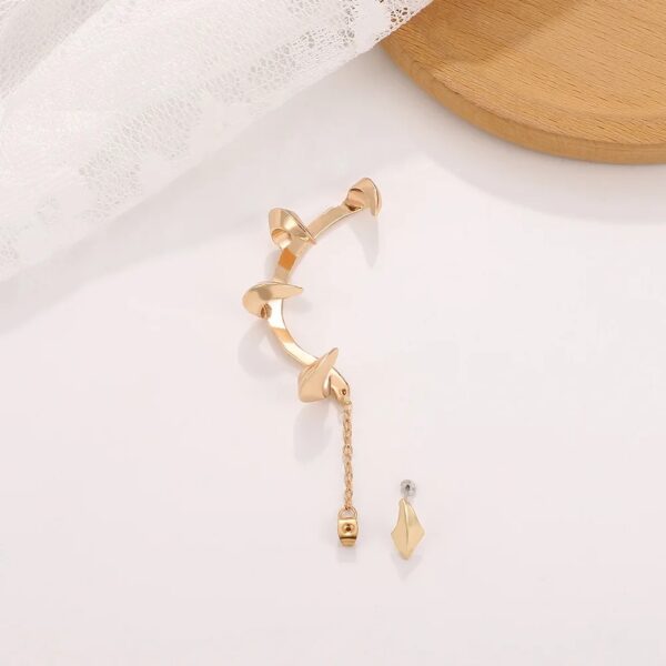 Gothic earcuff - Image 3