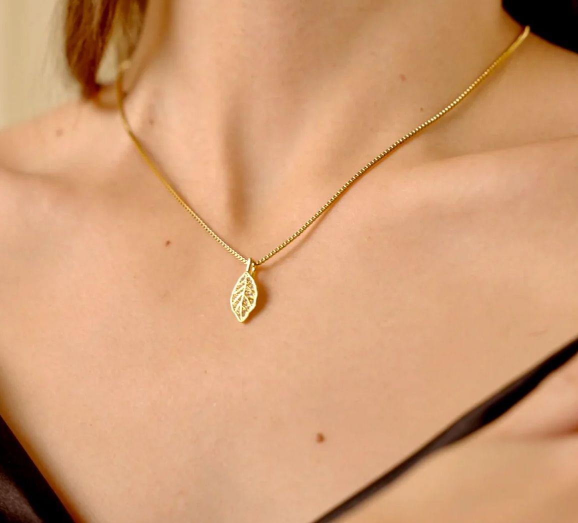 Leaf clover necklace
