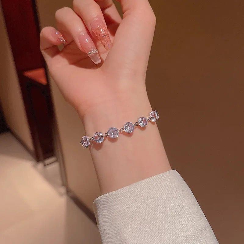 Rhinestone adjustable bracelet